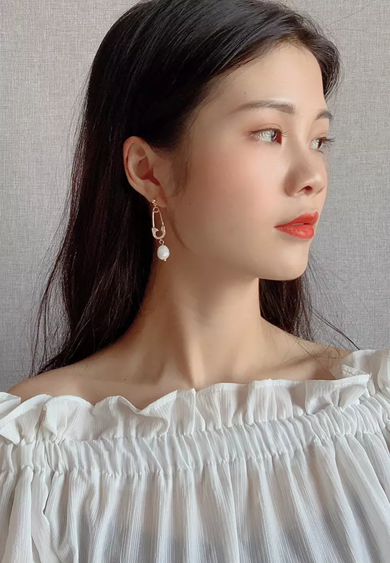 Special Pin earrings CA20190924
