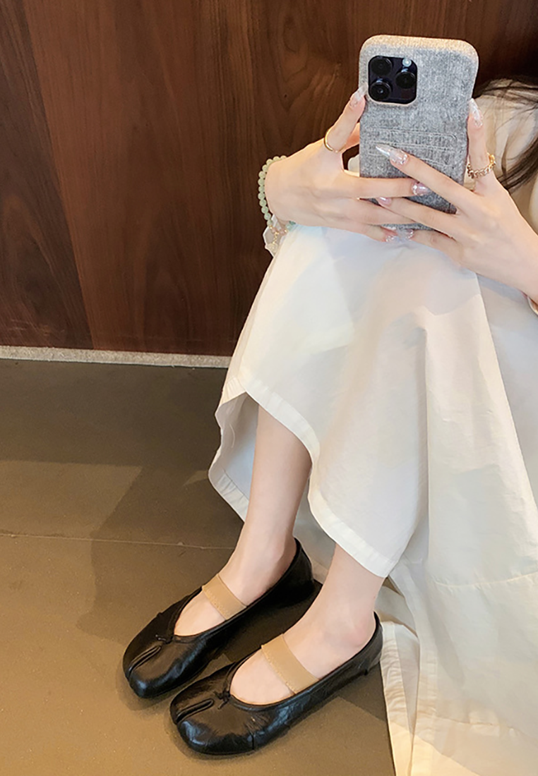 Tibi one-strap split-toe closed-toe slippers for outdoor wear CA25021329SL