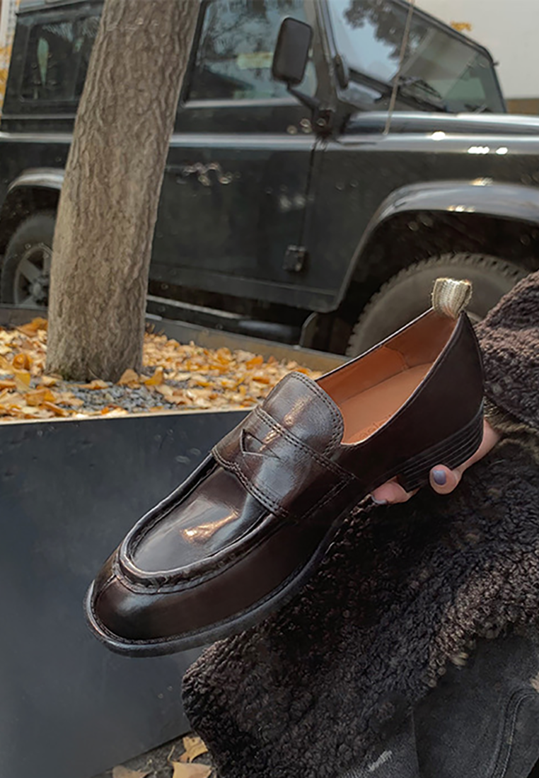 New retro thick heel slip-on shoes CA25021342BK