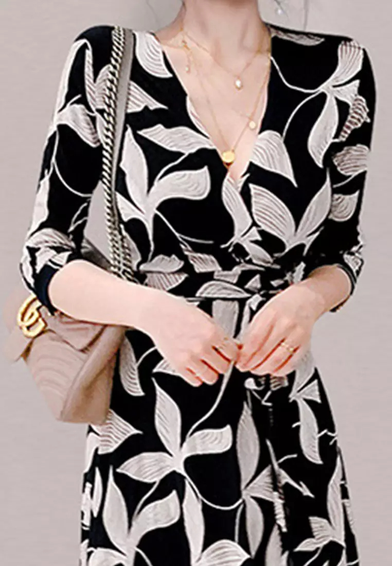 Elegant Vintage V-Neck Half Sleeve Lace Up Waist Printed Midi Dress A23022422RD-sunnydaysweety