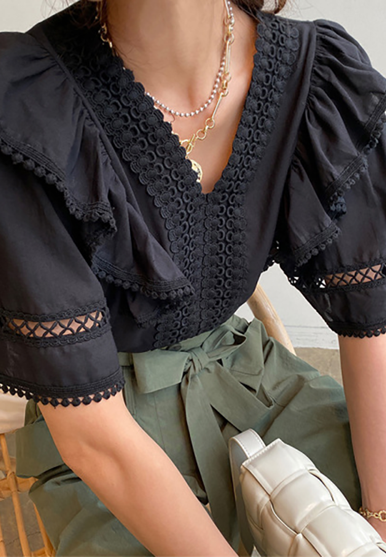 2025 new French hollow crochet patchwork shirt CA25021315W