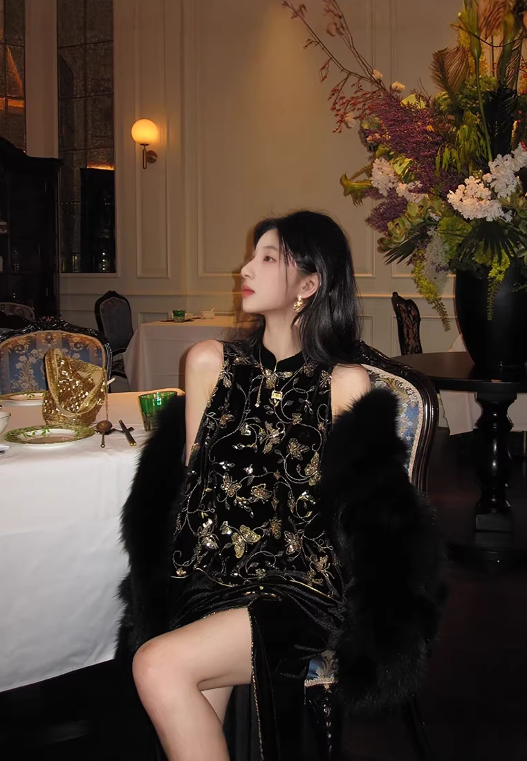 New Chinese  Stand Collar Sleeveless Vest + Split Velvet Skirt Set CA25121521BK