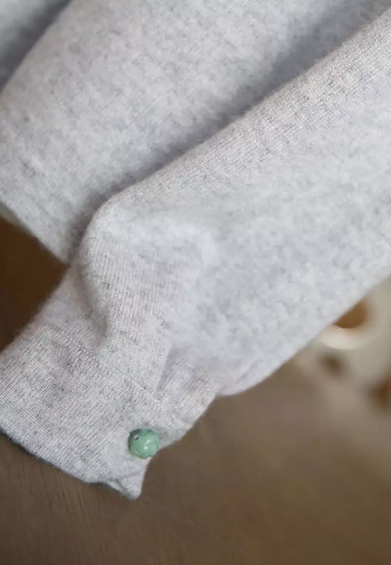 Basic V Neck Pullover CA112811GY