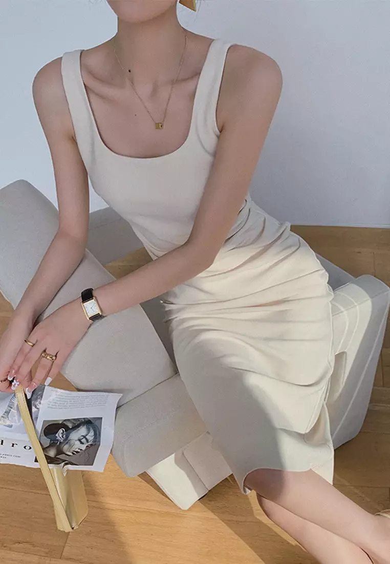 Sleeveless mid-length halter dress with wide shoulder straps CA24032525