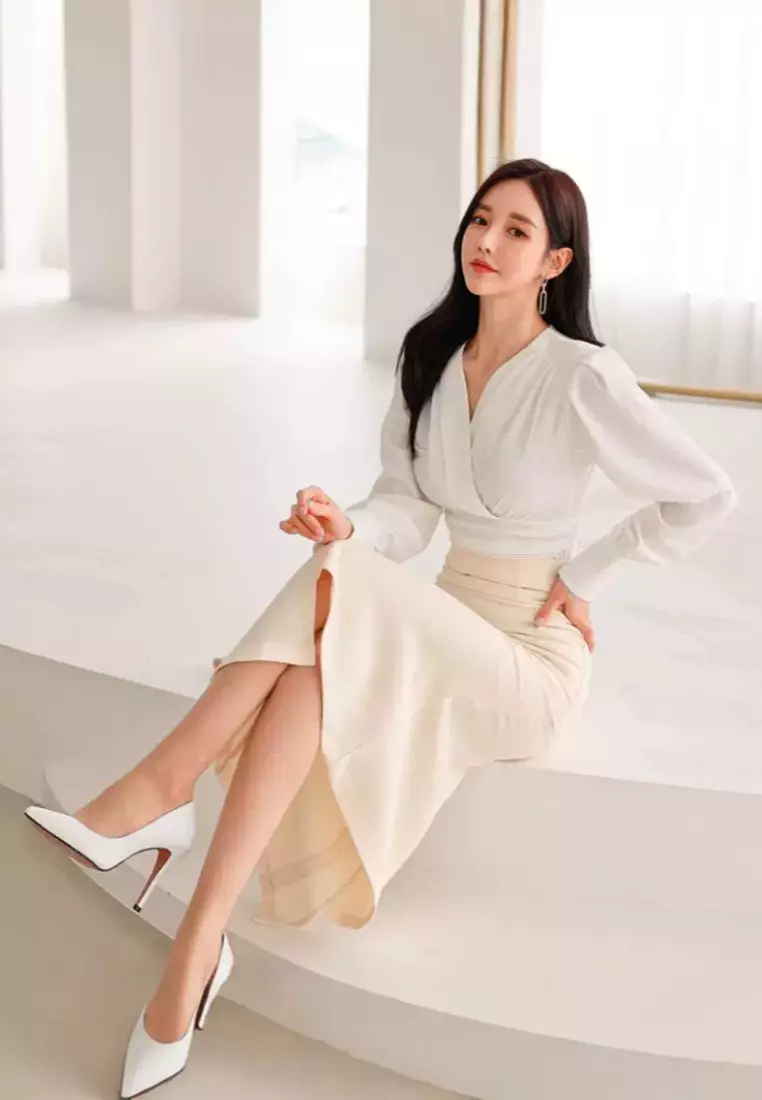 New temperament V-neck puff sleeve top high waist fishtail skirt two-piece dress suit K100307