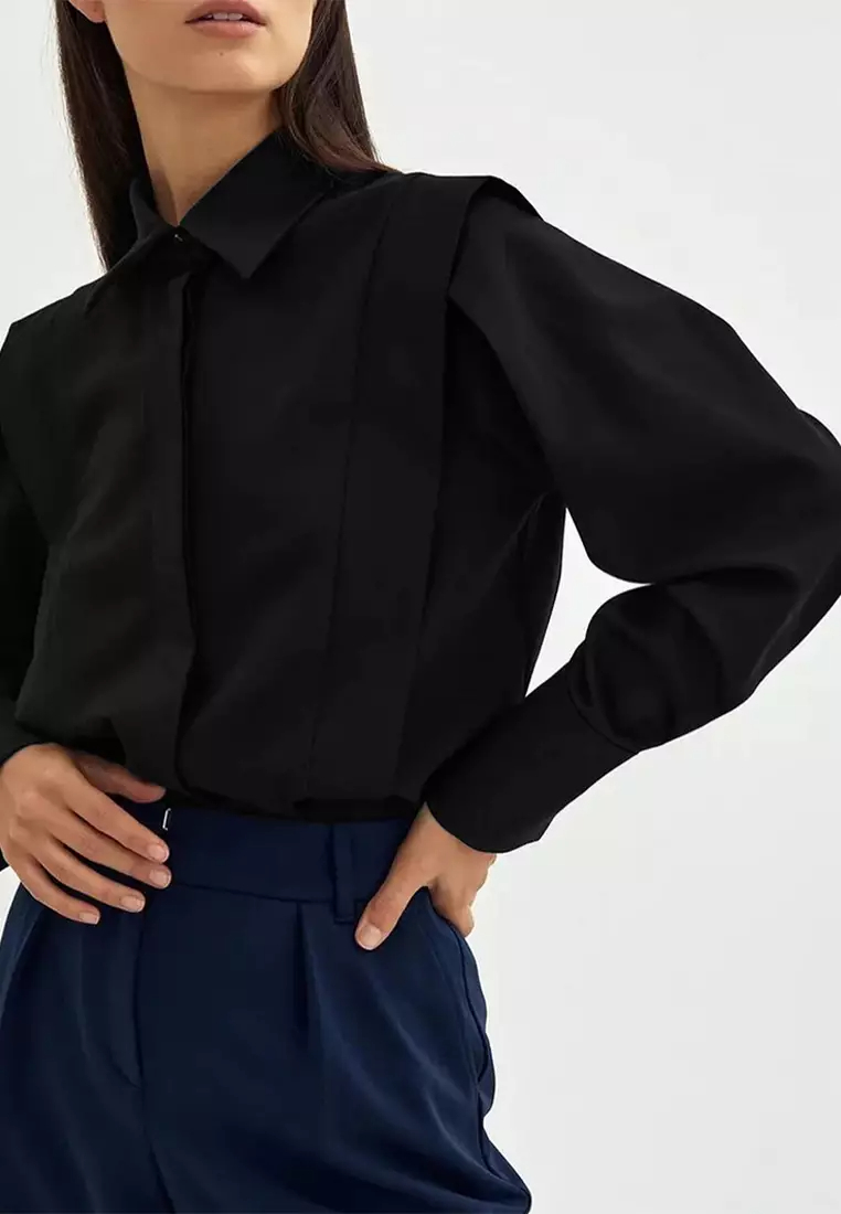 Fashionable commuting style and design long-sleeved shirt top A121820W