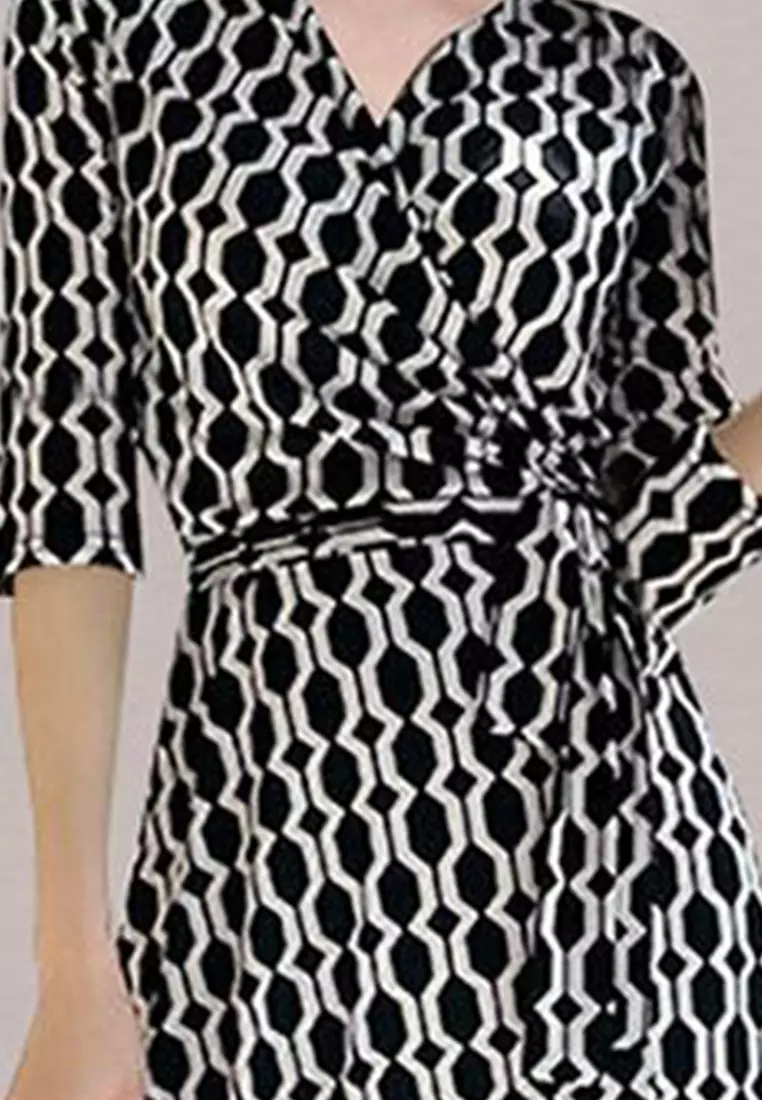 2024 S/S Elegant Vintage V-Neck Half Sleeve Lace Up Waist Geometric Midi Dress A23022423