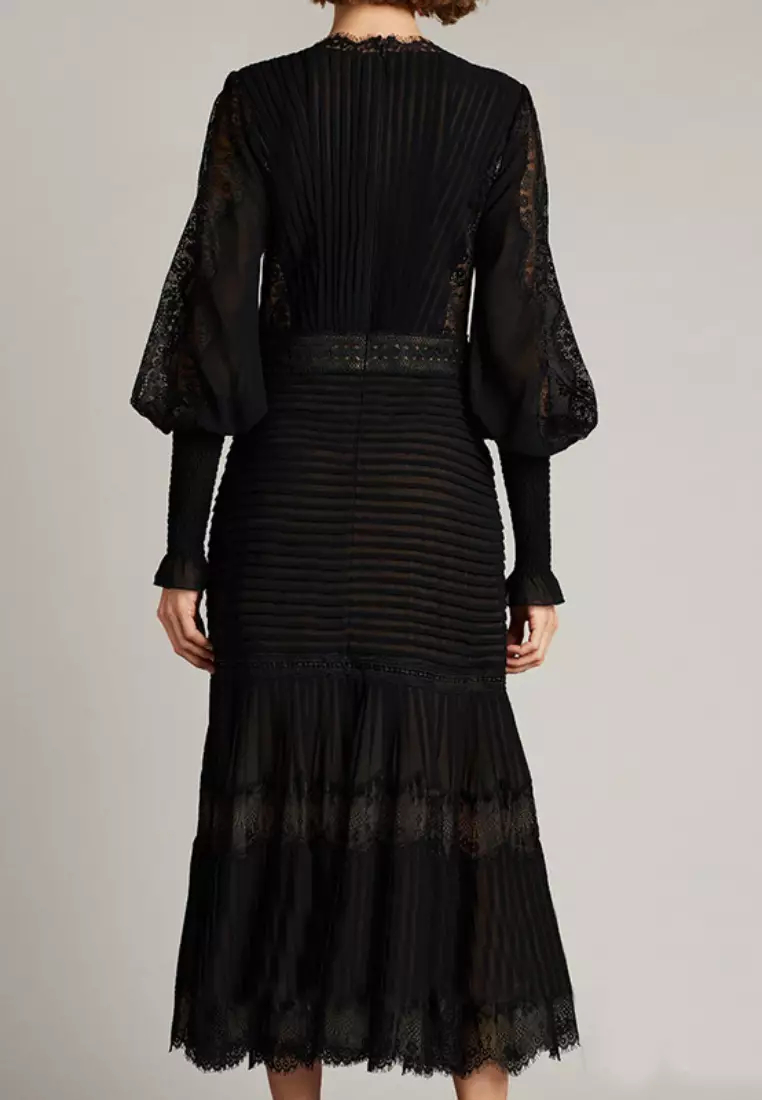 New elegant long-sleeved lace embroidered deep V black dress K100302