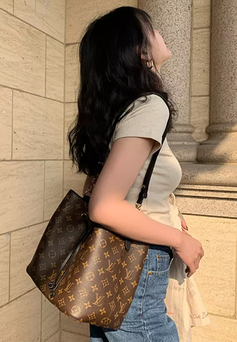 2024 Cotton Short Sleeve T-shirt Round Neck Slim Fit White Top CA24061836BE