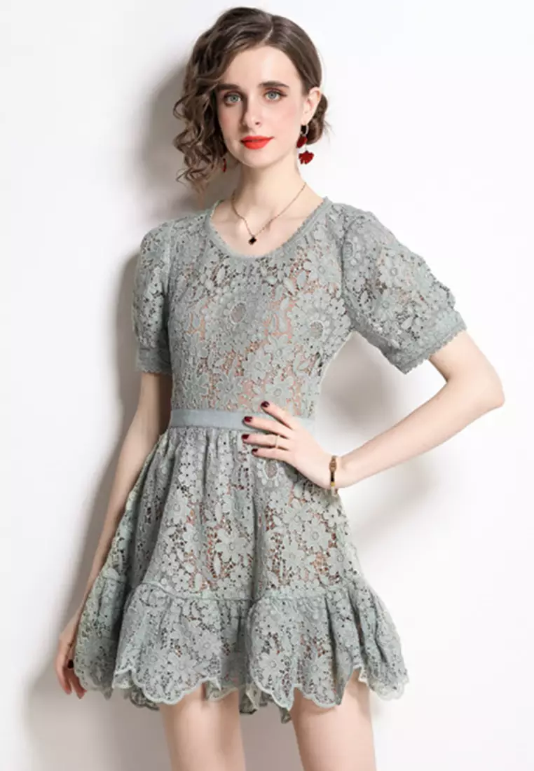 French Lace Slim Fit A-Line One-Piece Dress A22050710