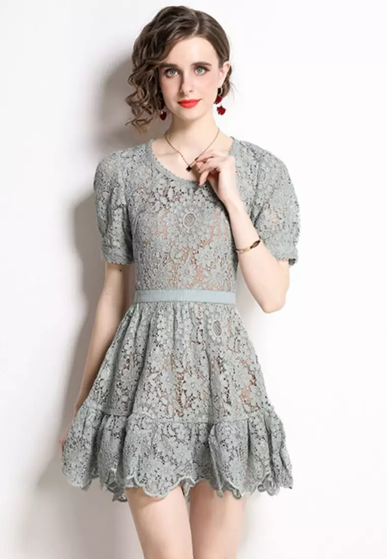 French Lace Slim Fit A-Line One-Piece Dress A22050710