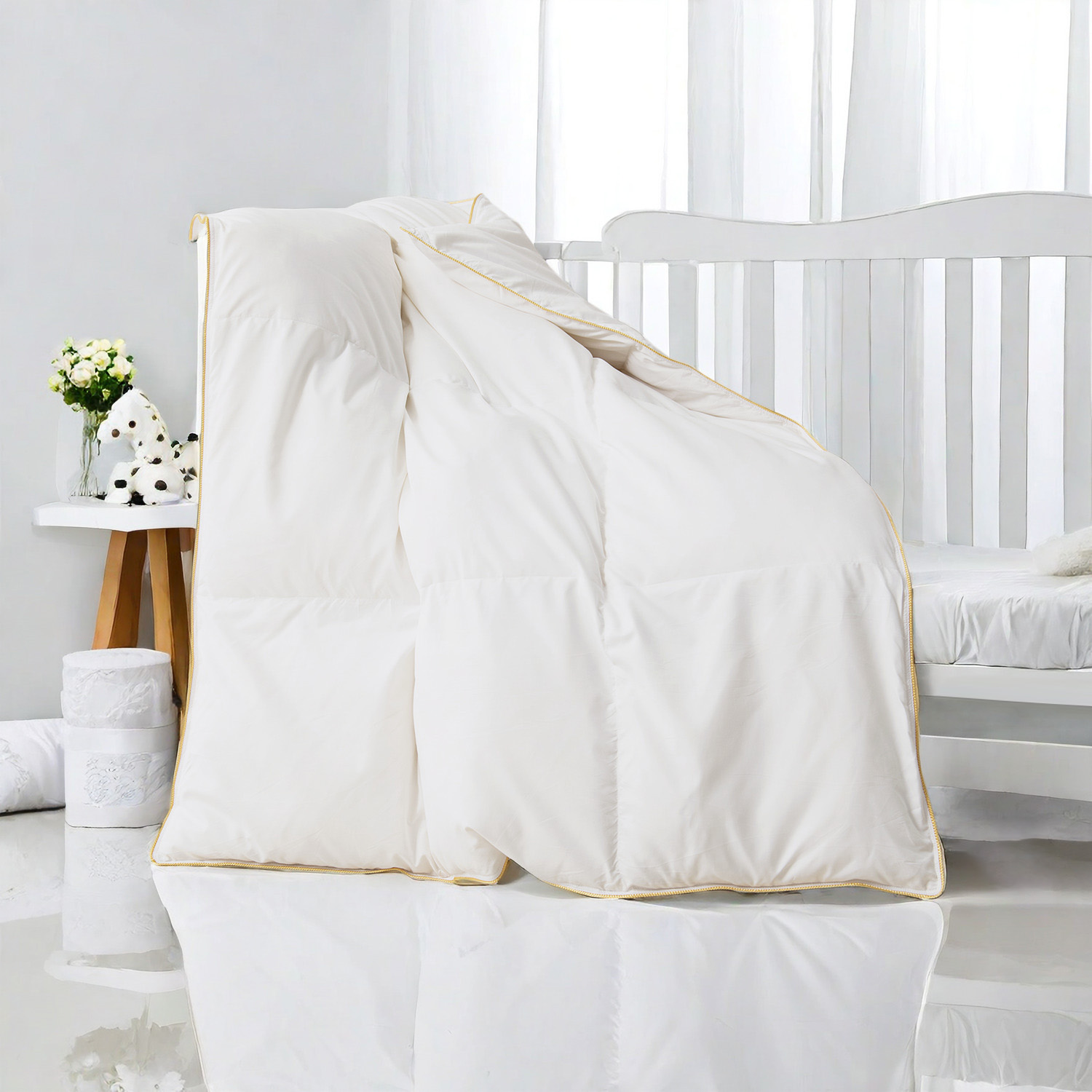 Bedding Duvet Cover Set Cotton Breathable Durable Soft Comfy，White Down Alternative Twin Comforter - Bedding for Kids, Teens, and Adults
