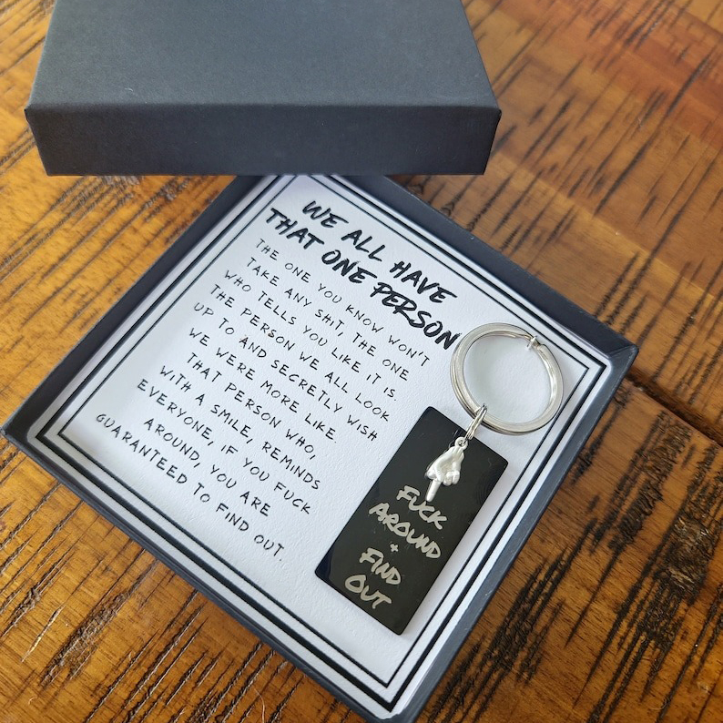 Best Friend Gift-Interesting Keychain Gift Box