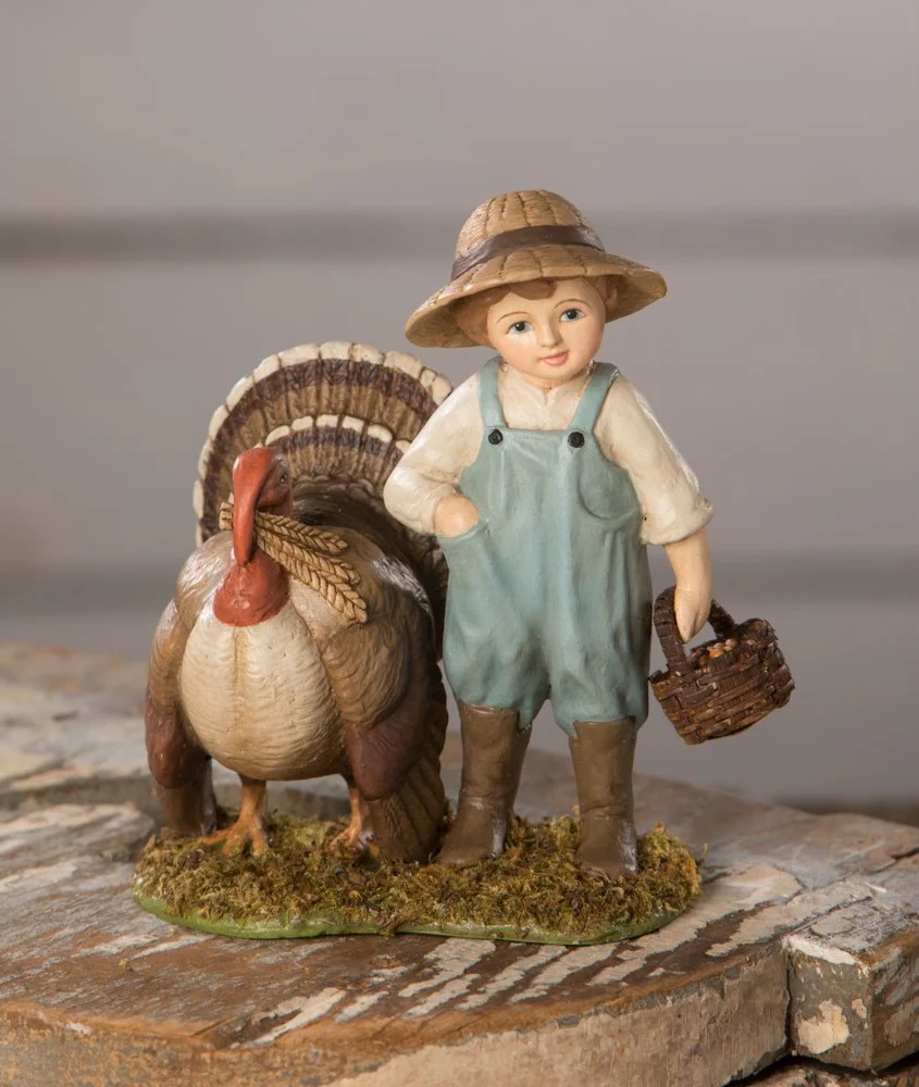 Bethany Lowe Thanksgiving Patty Pie Maker & Timmy Turkey Feeder – Nostalgic Harvest Vignette Set