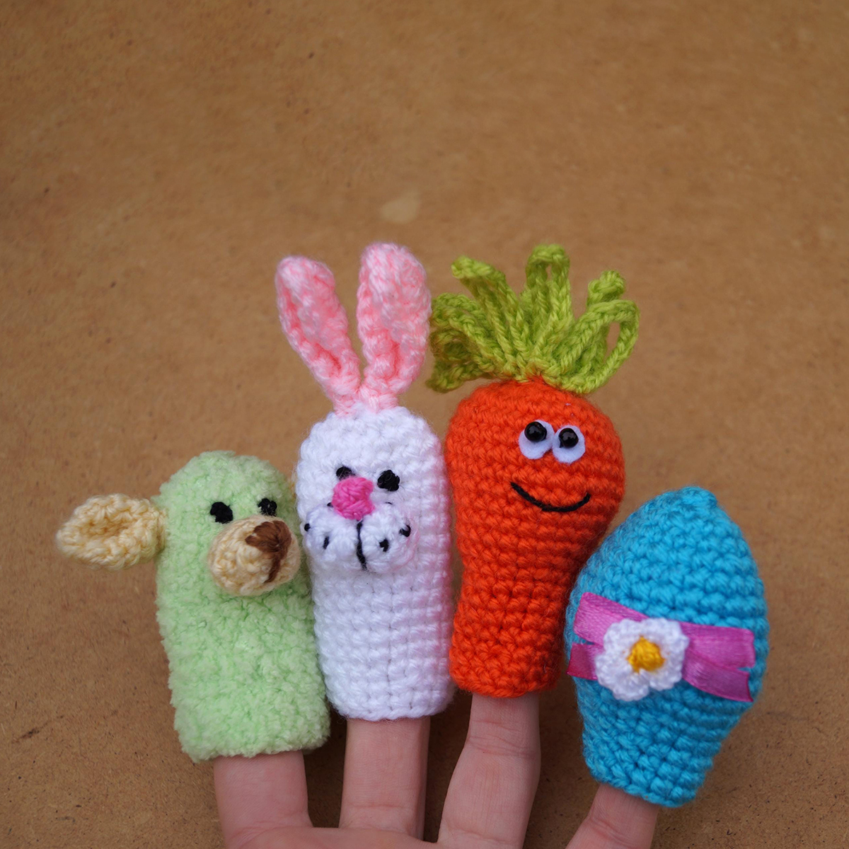 Easter Finger Puppet