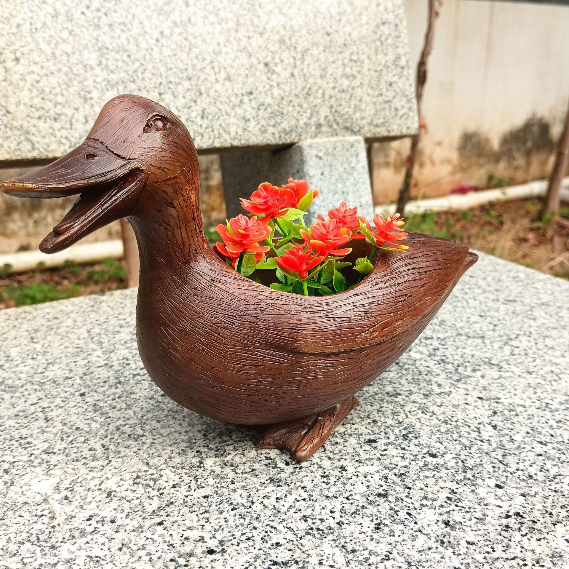 Resin Duck Shaped Planter - Decorative Animal Flower Pot for Succulents