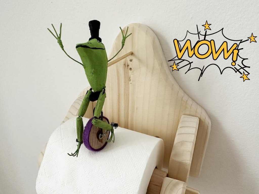Toilet Paper Holder Frog On Unicycle🐸
