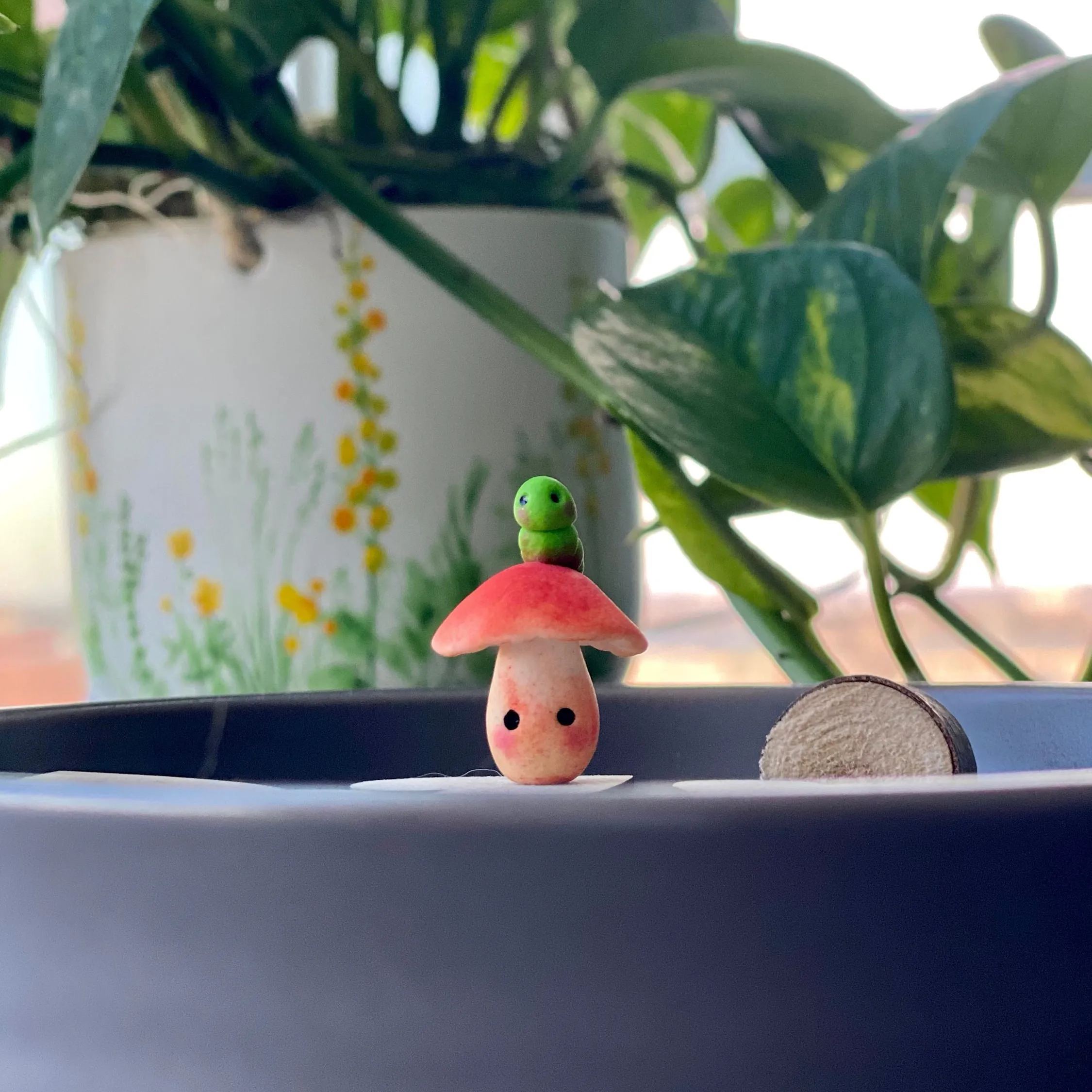 Desk Friends-Mushroom And Caterpillar
