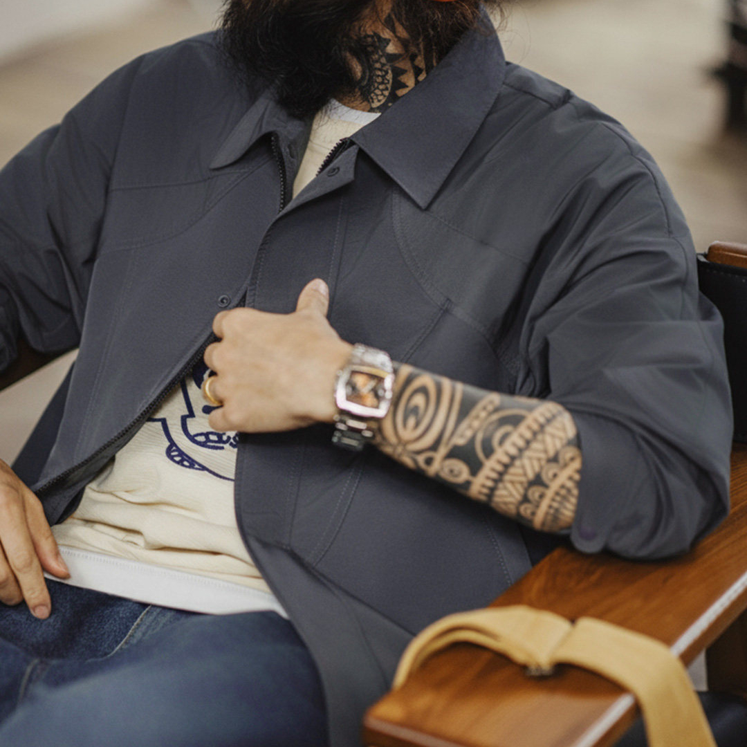 American Functional Style Stand Up Collar Sports Training Waterproof Gray Thin Shirt