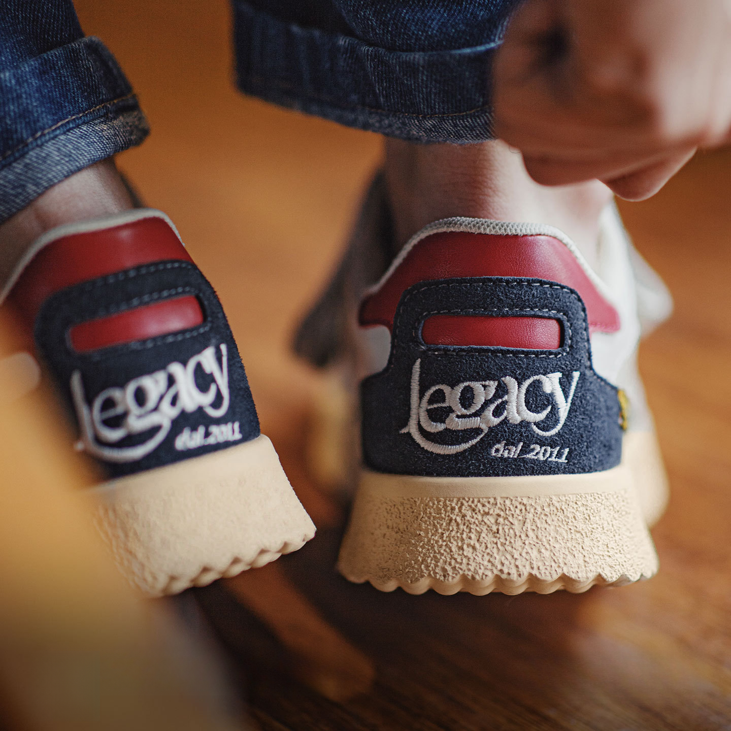 Legacy Arrow American Retro Splicing Low cut Casual Shoes