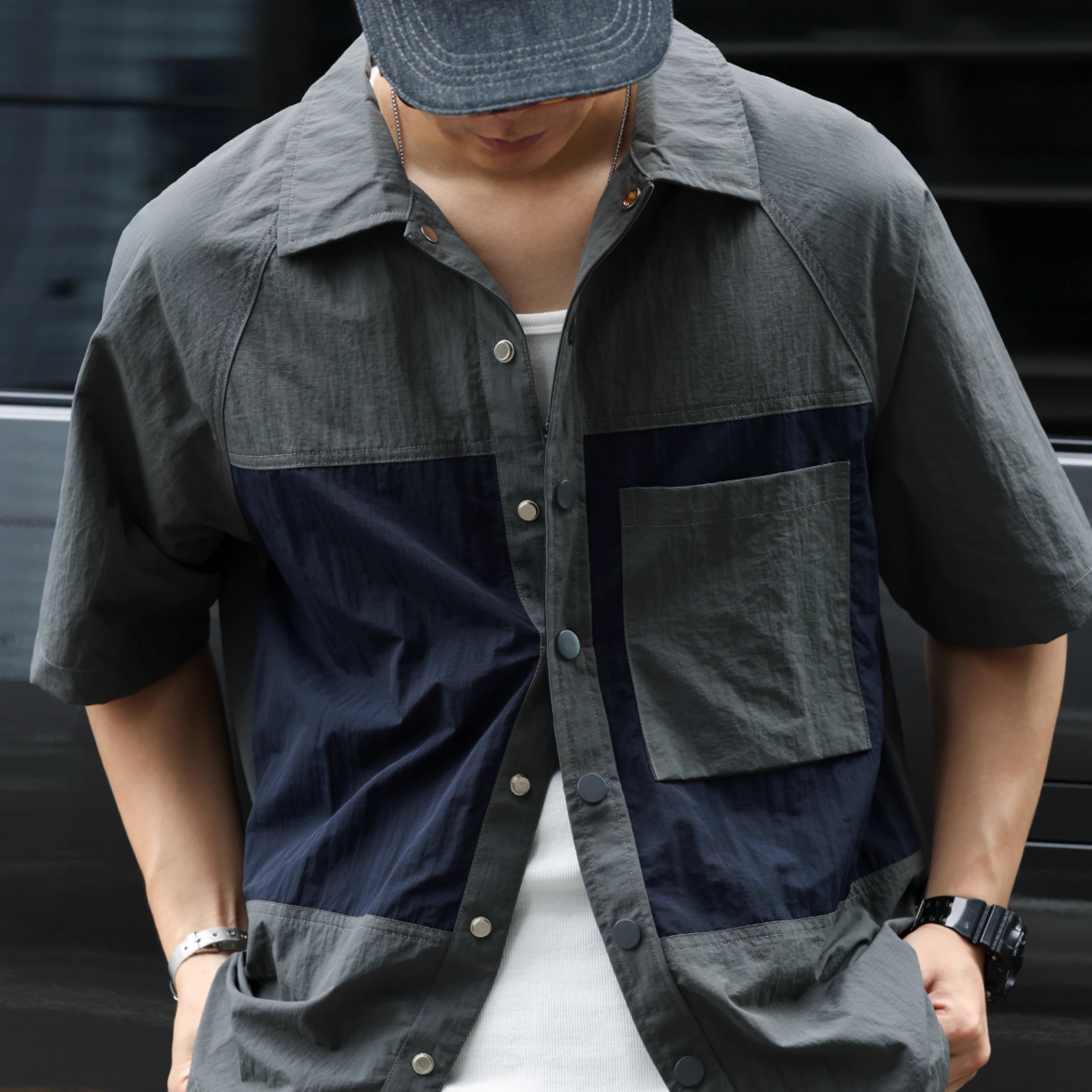 American retro slightly pleated men's 140g contrasting patchwork pocket shirt