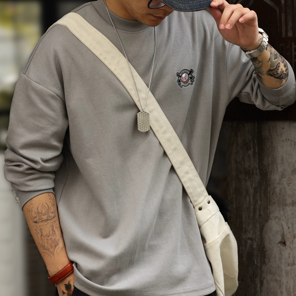 300g Retro Baseball Embroidered Men's Casual Long Sleeved T-Shirt