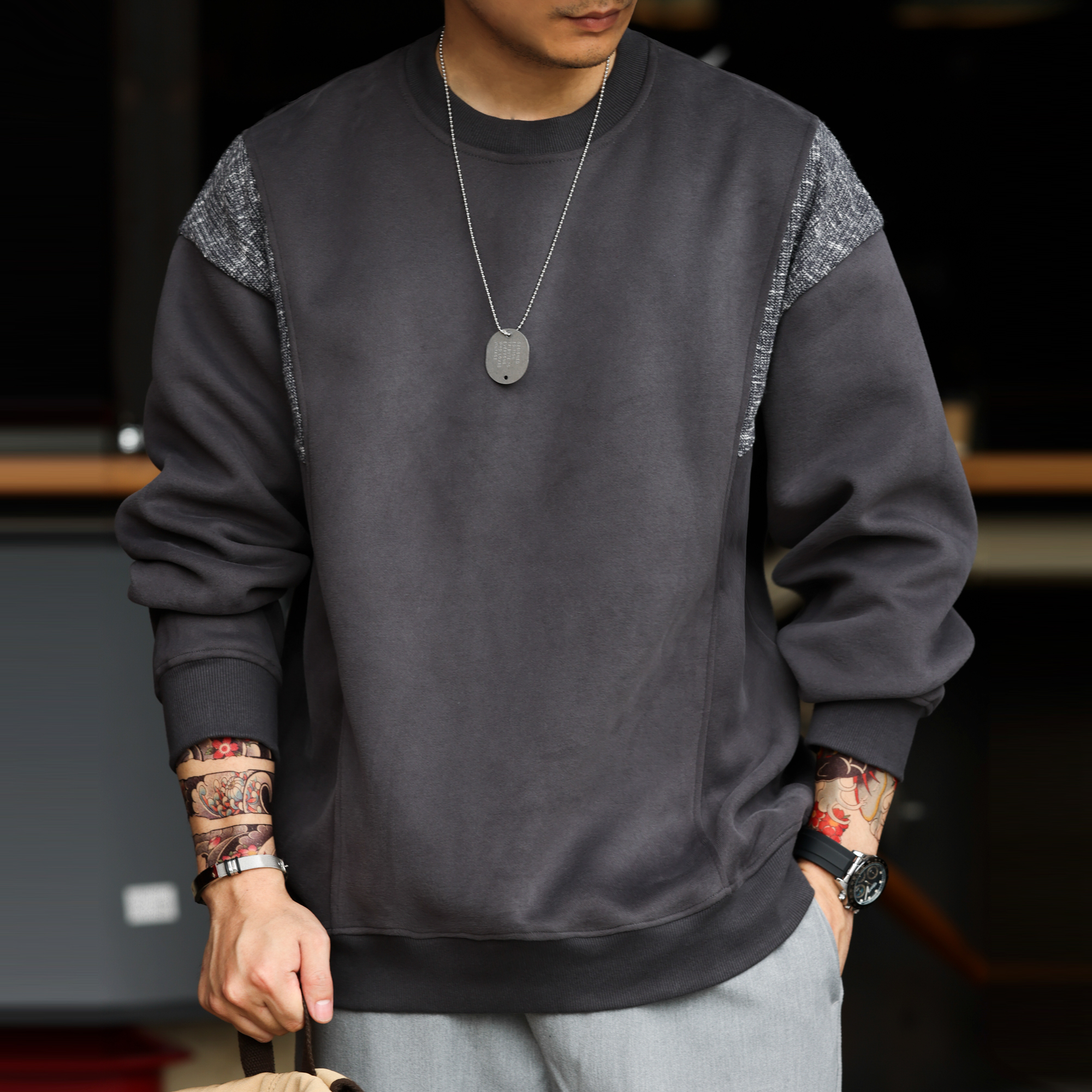 Autumn American Retro Round Neck Men's 420g Casual Top