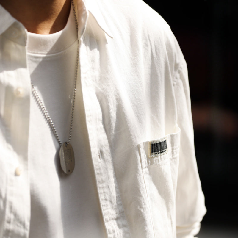 Casual, simple, solid color pockets, high-end feel, layered on top, long sleeved shirt with inner lining