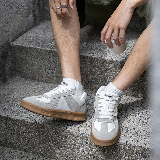 Summer retro breathable mesh thick soled sports and leisure shoes