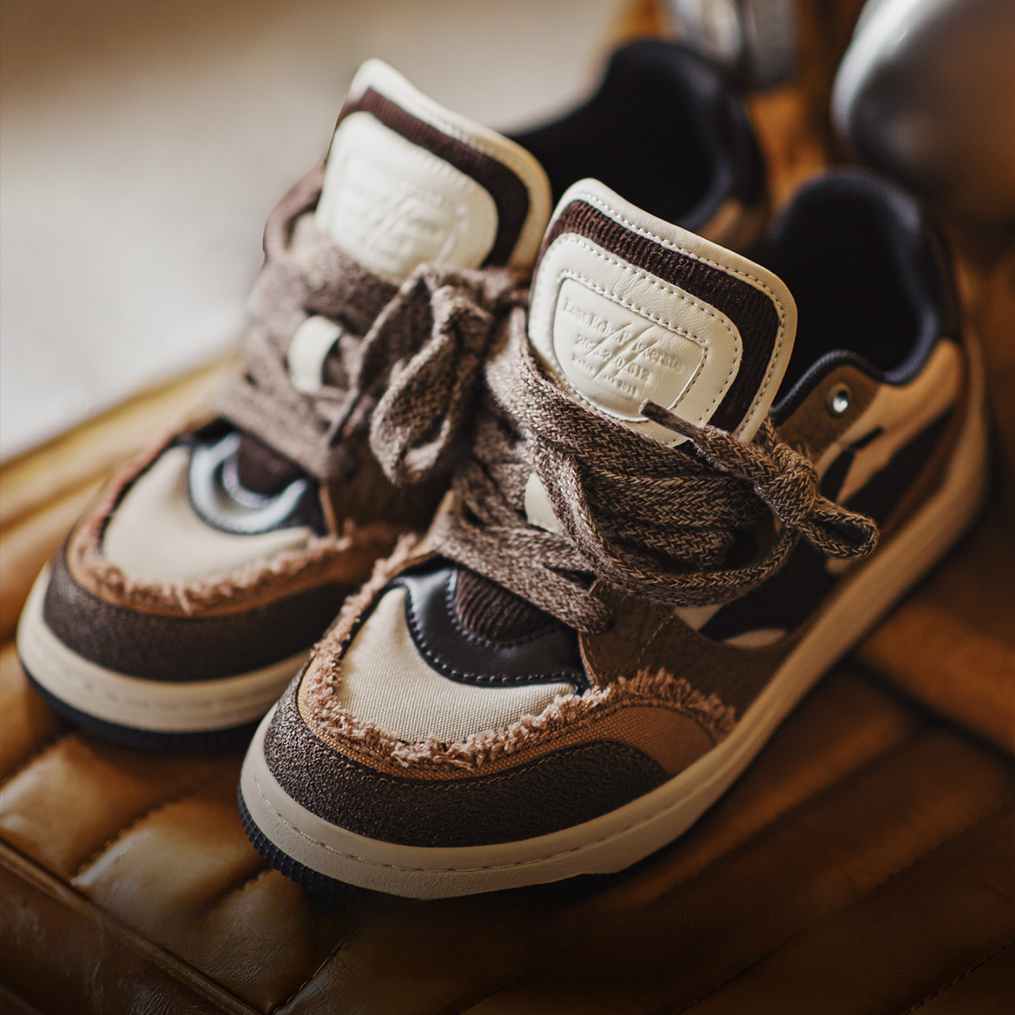 Men's Autumn/Winter Low cut Design with Soft Bottom Retro Board Shoes