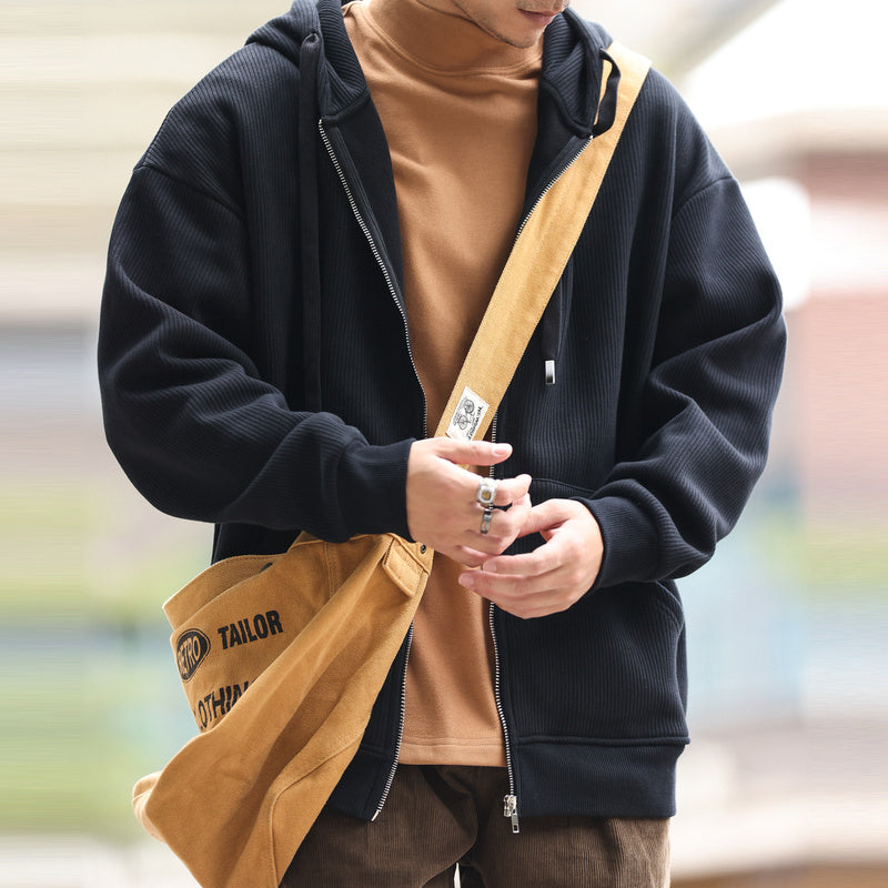 Heavy duty fleece cardigan hooded sweatshirt for men with loose pit stripes, paired with a warm jacket