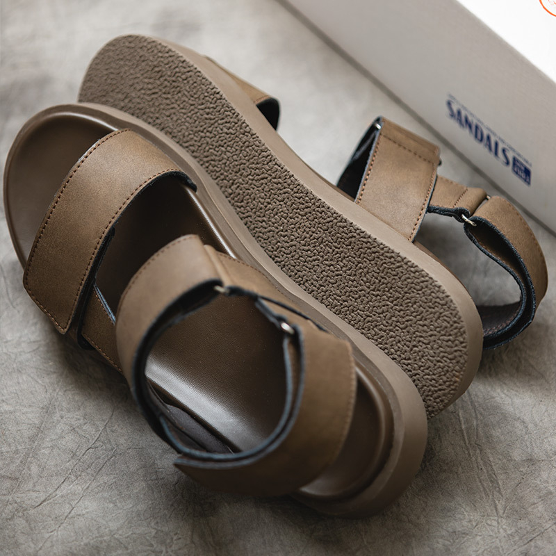 Maden summer new men's outdoor leather soft sole casual anti slip external wearing slippers