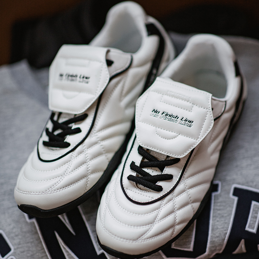 2025 New Lightweight Soft Bottom Sports and Leisure Thin Bottom Trendy Shoes