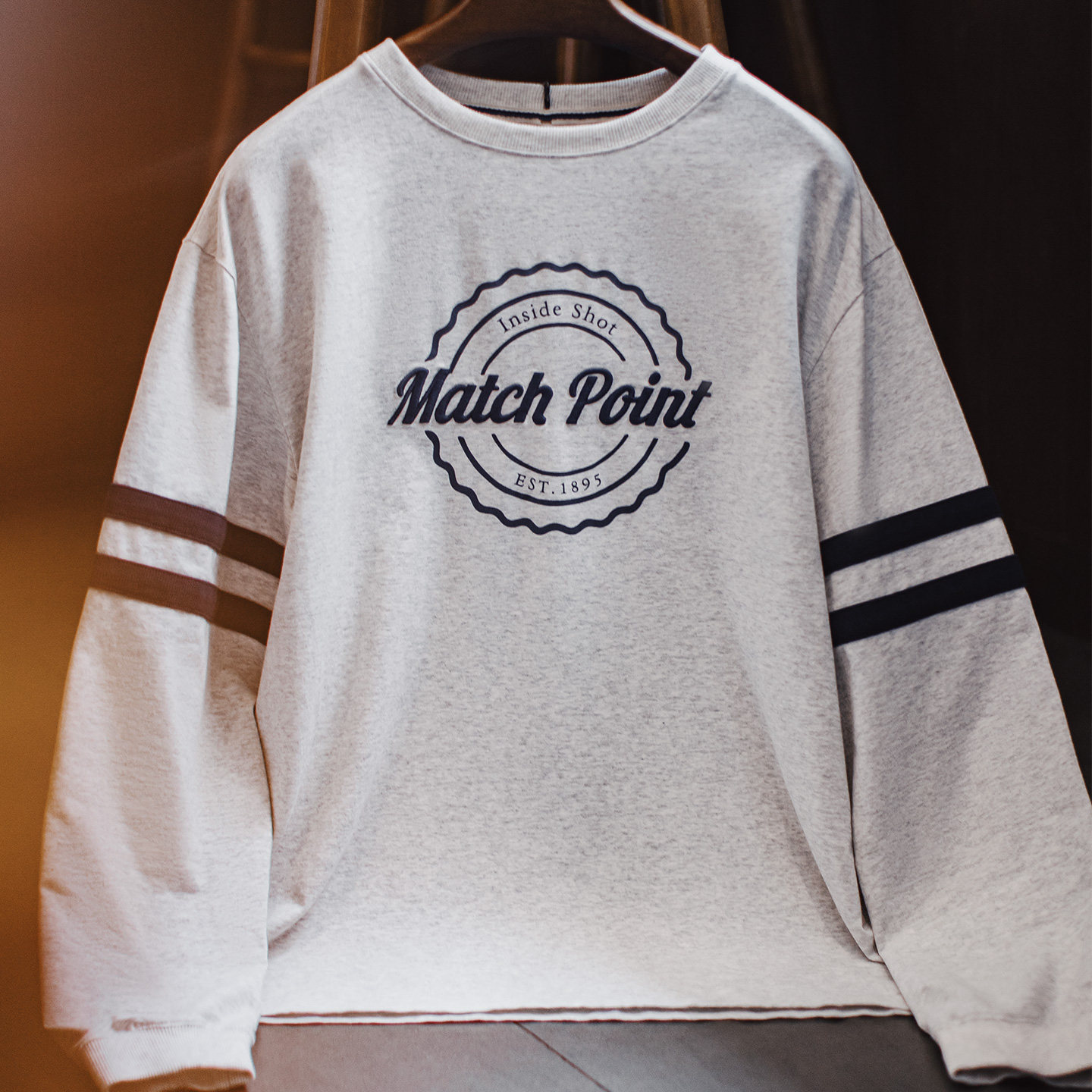 American Striped Embroidered Round Neck Gray Thin Commuter Long Sleeved T-Shirt