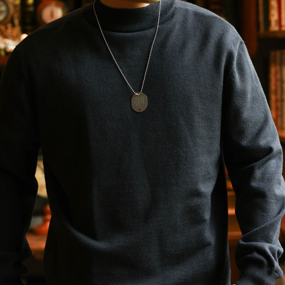 Casual semi high neck sweater for men, warm and paired with Amikhaki long sleeved knitted base sweater