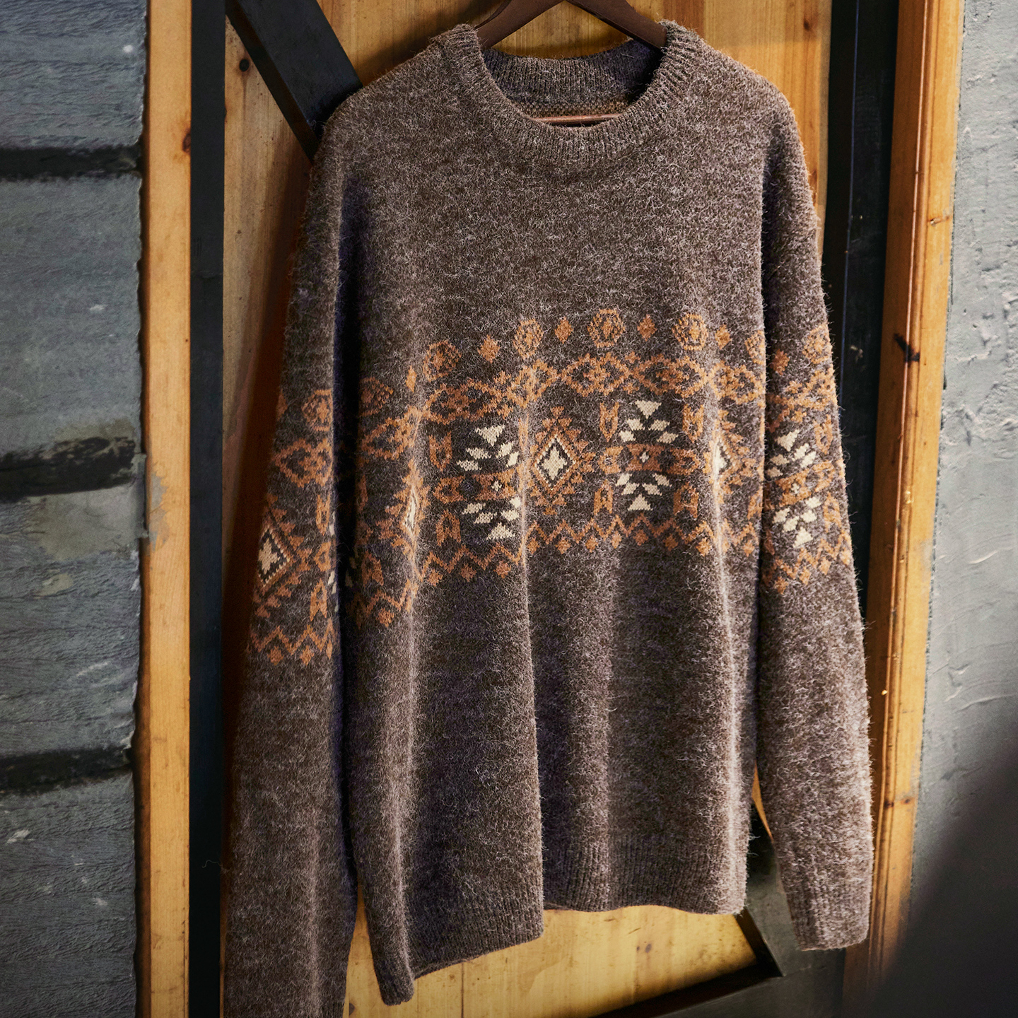 Fair Island Retro Jacquard Round Neck Men'S 2025 New Ethnic Style Warm Knitted Sweater