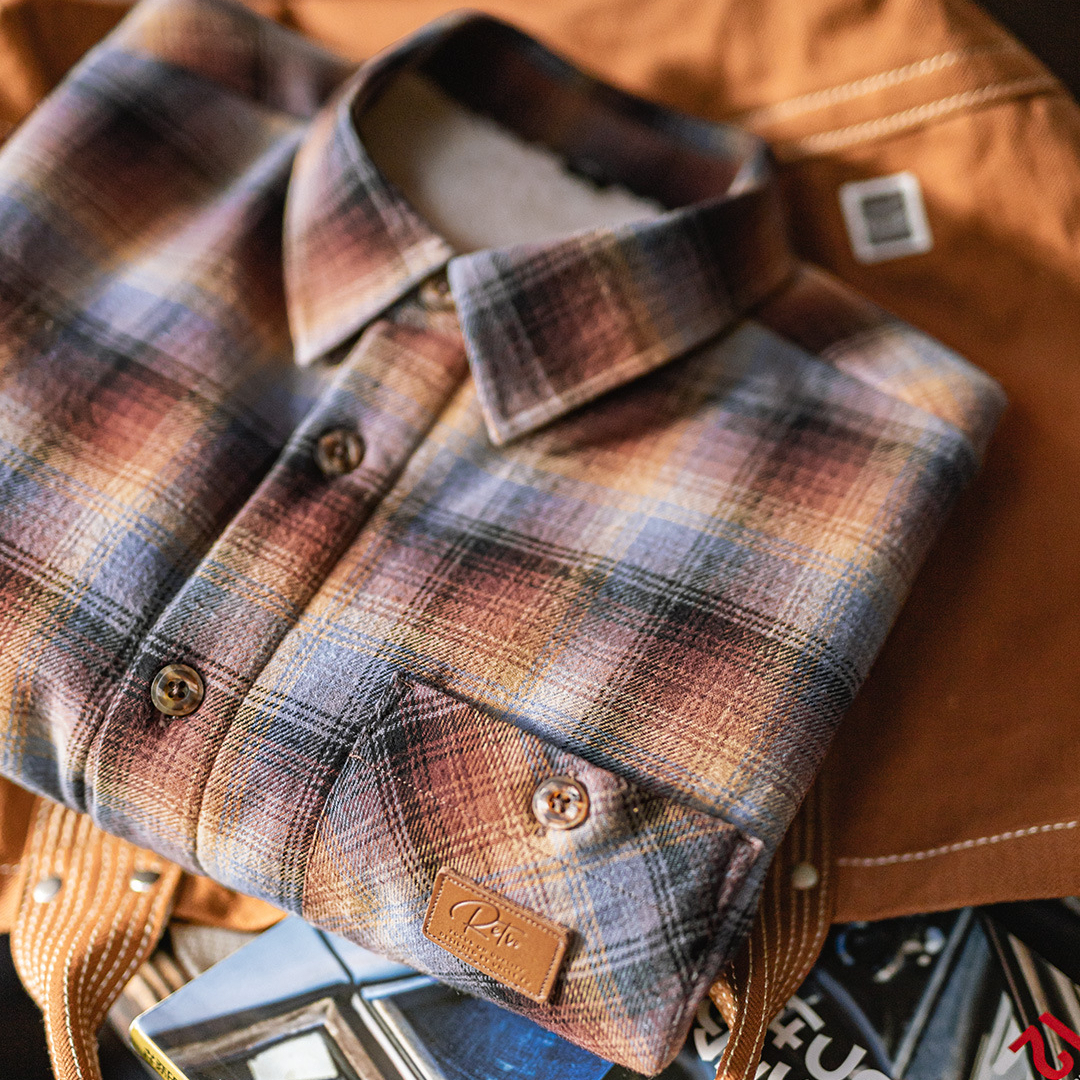 New Autumn And Winter American Retro Plaid Fleece Warm Plaid Shirt