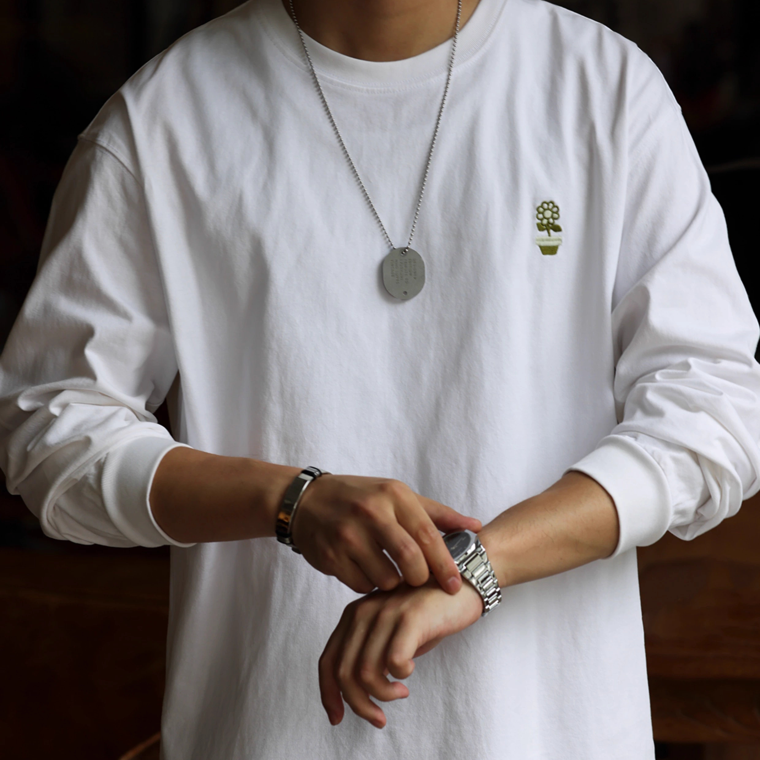 Minimally Embroidered Small Flower Men'S Loose Casual 260g Round Neck White T-Shirt