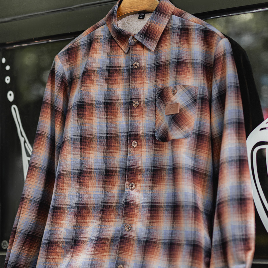 New Autumn And Winter American Retro Plaid Fleece Warm Plaid Shirt