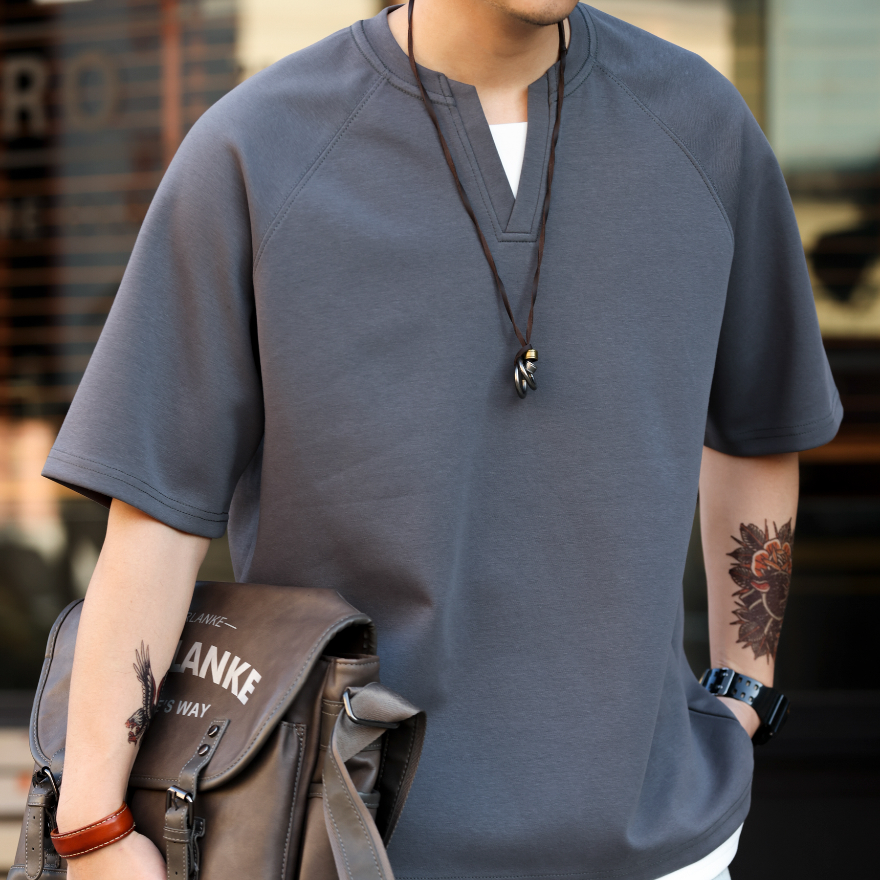 American casual design MEN'S V-neck short sleepved T-shirt