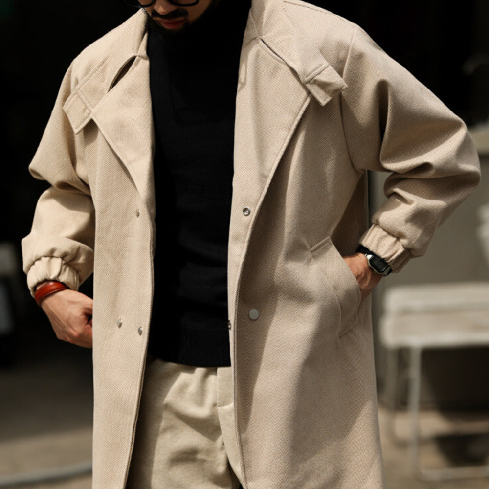 British style casual mid length slightly wide press double breasted design with a sense of coat and jacket