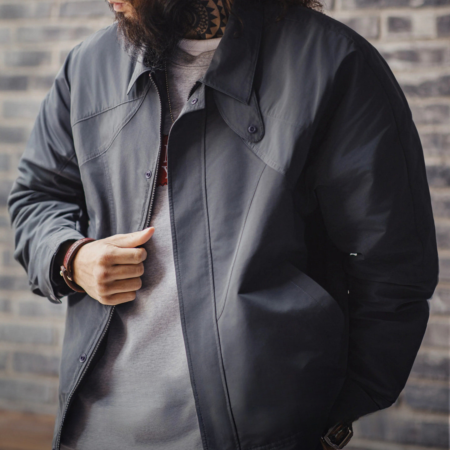 American Functional Style Stand Up Collar Sports Training Waterproof Gray Thin Shirt