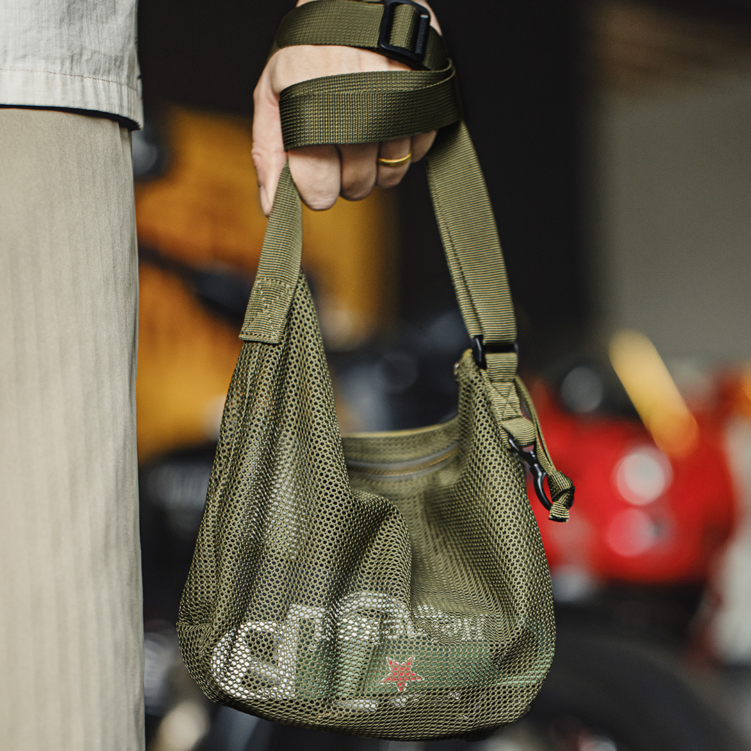 Mountain outdoor lightweight messenger crossbody bag