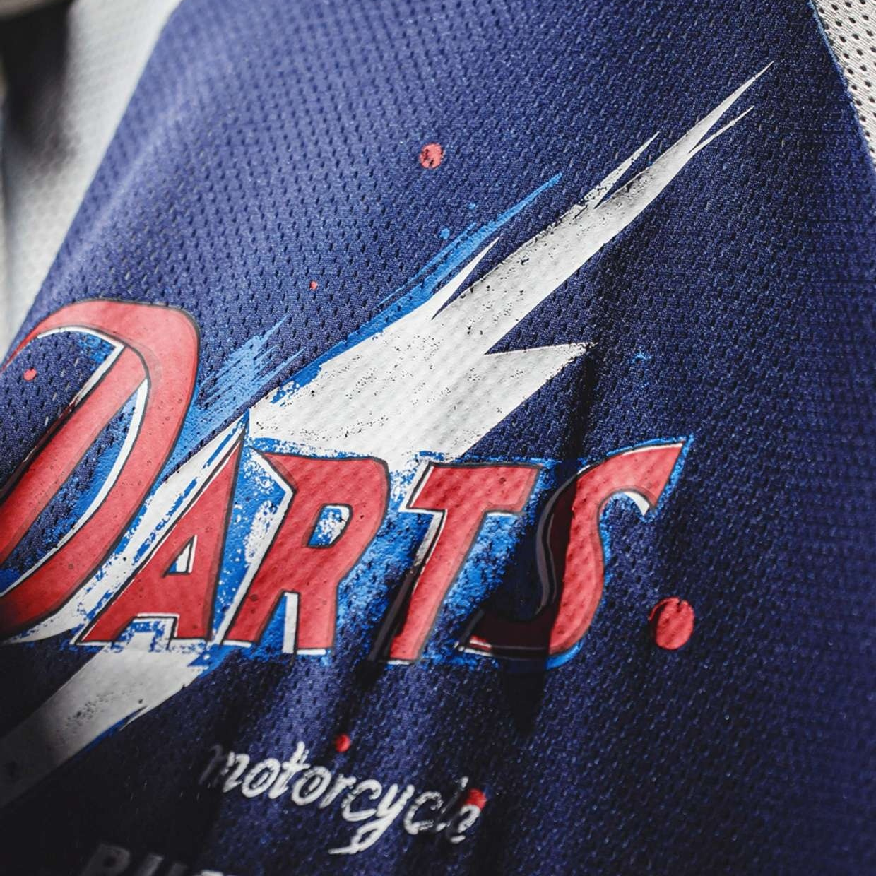 American printed hollow out contrasting knit raglan sleeve long sleeved T-shirt