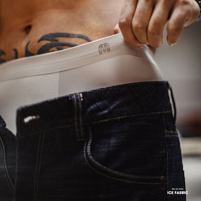 Men's cool, seamless, breathable and antibacterial underwear