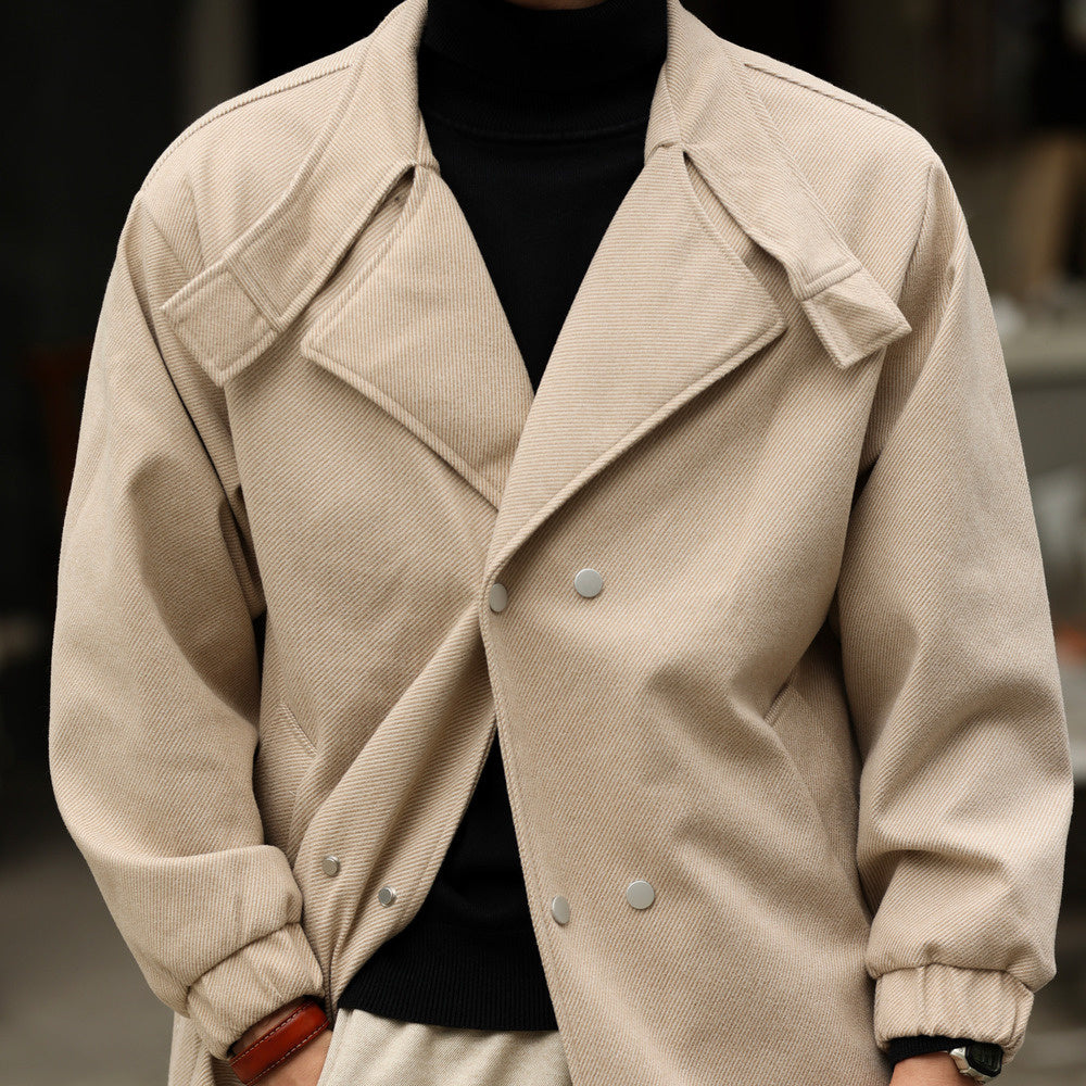 British style casual mid length slightly wide press double breasted design with a sense of coat and jacket