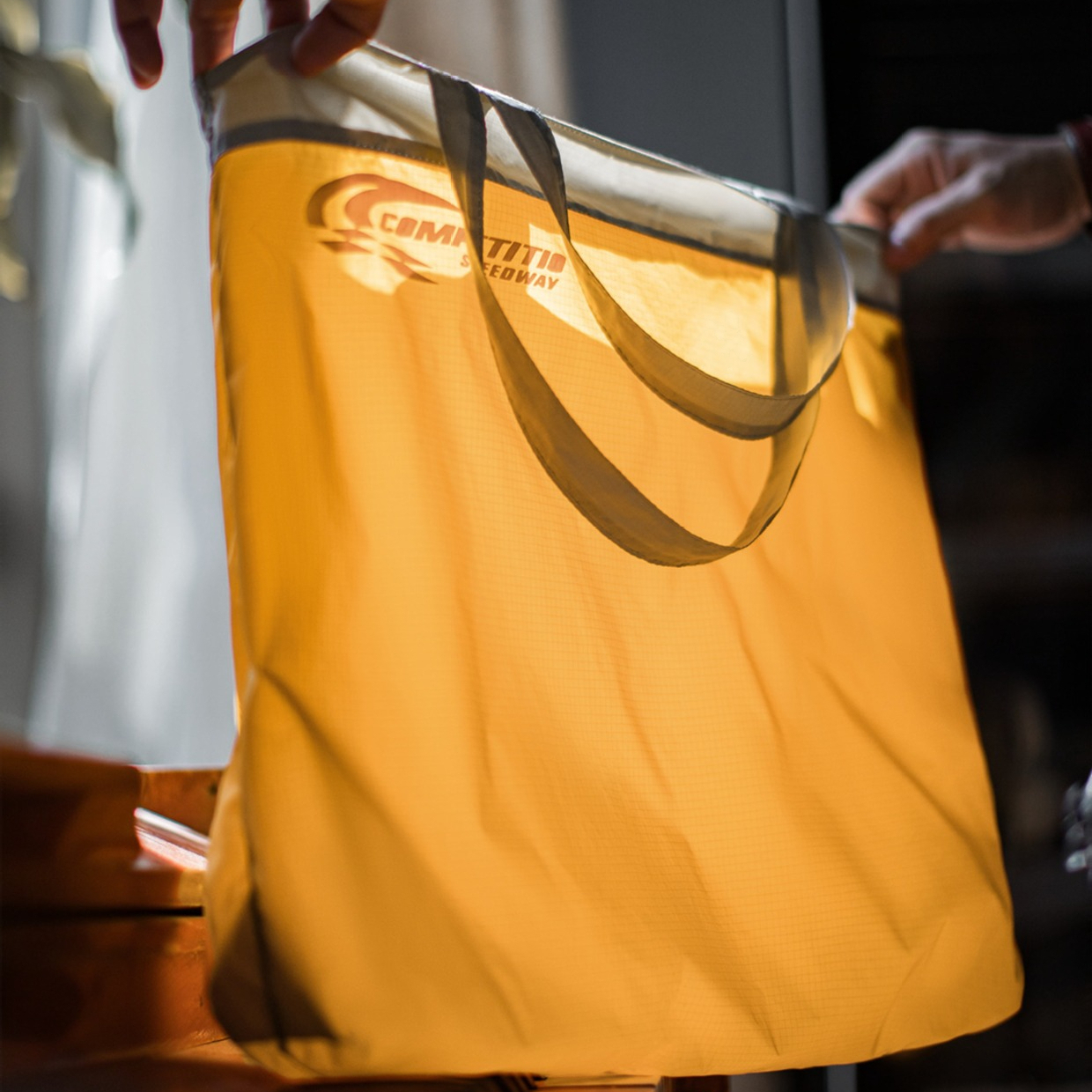 Japanese folding large capacity yellow ultra lightweight nylon outdoor travel handbag