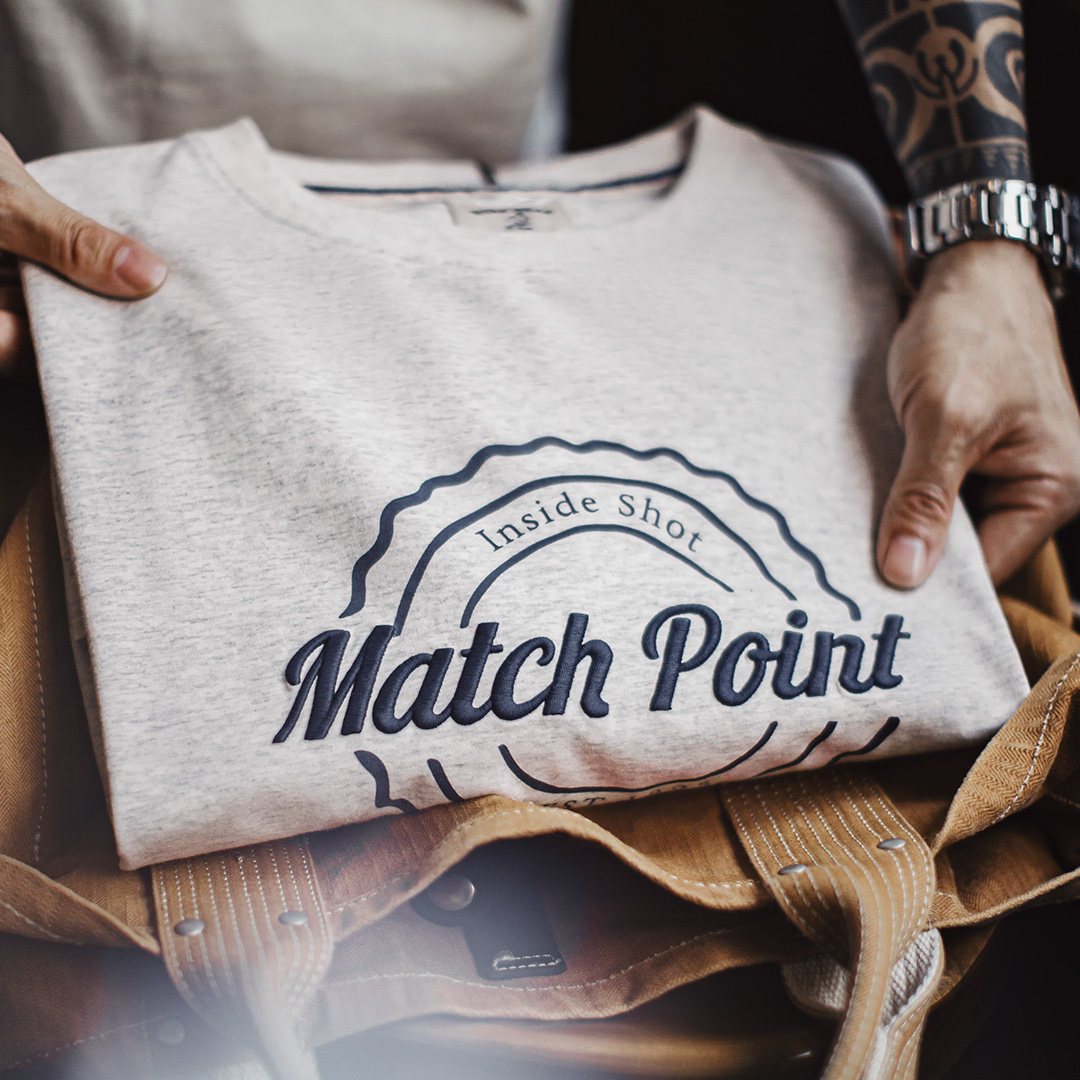 American Striped Embroidered Round Neck Gray Thin Commuter Long Sleeved T-Shirt