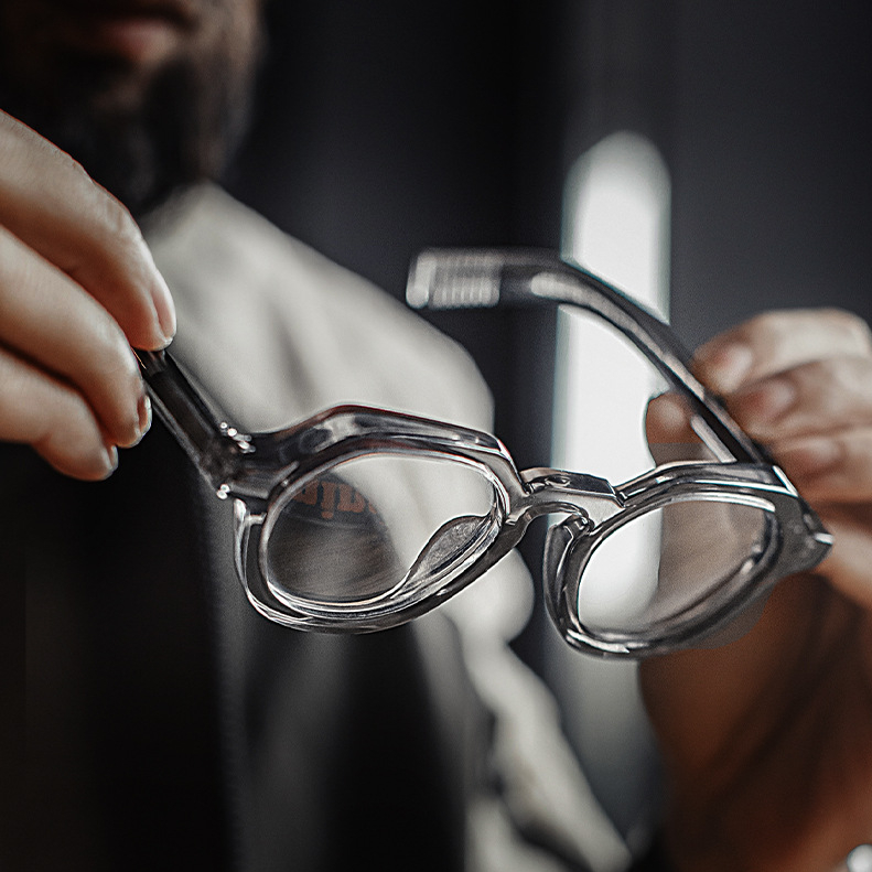 American Retro Classic Crown Panto Round Frame Thick Frame Glasses