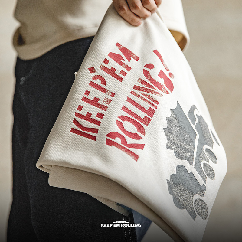 Maden Retro Graffiti Letter Printed Short sleeved T-shirt Blended Round Neck Apricot Pee